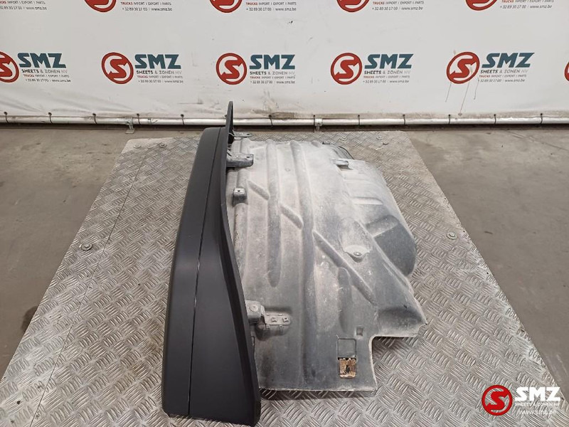 Scania Occ spatbord rechts vooraan Scania - Caroserie și exterior pentru Camion: Foto 3 Scania Occ spatbord rechts vooraan Scania - Caroserie și exterior pentru Camion: Foto 3