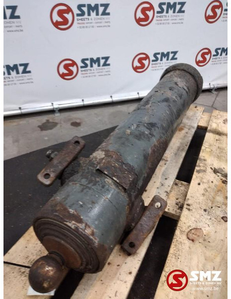 Volvo Occ hydraulische zuiger 92 cm 4x uitschuifbaar - Hidraulică pentru Camion: Foto 1 Volvo Occ hydraulische zuiger 92 cm 4x uitschuifbaar - Hidraulică pentru Camion: Foto 1