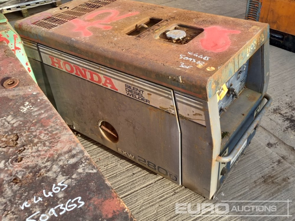 Generator electric 110Volt Generator/Welder, 3 Cylinder Engine (2 of), 230Volt Generator/Welder, Engine: Foto 23 Generator electric 110Volt Generator/Welder, 3 Cylinder Engine (2 of), 230Volt Generator/Welder, Engine: Foto 23