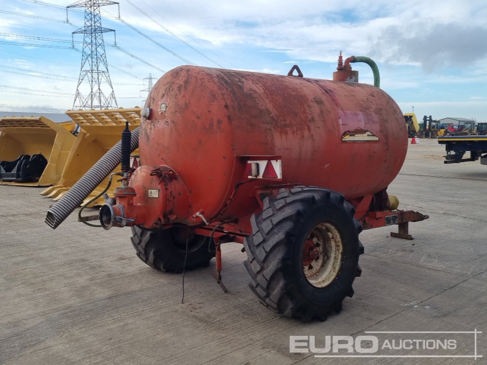 1992 S H Watterson Single Axle Draw Bar Vacuum Slurry Tanker, PTO Driven Pump - Remorcă agricolă: Foto 5 1992 S H Watterson Single Axle Draw Bar Vacuum Slurry Tanker, PTO Driven Pump - Remorcă agricolă: Foto 5