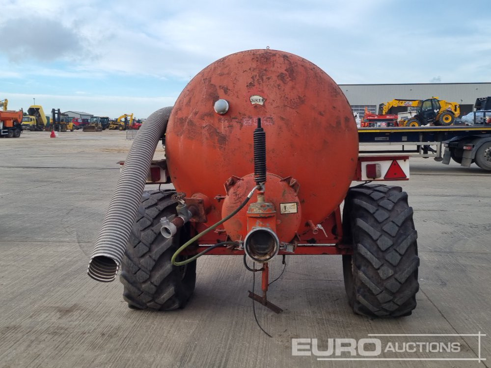 1992 S H Watterson Single Axle Draw Bar Vacuum Slurry Tanker, PTO Driven Pump - Remorcă agricolă: Foto 4 1992 S H Watterson Single Axle Draw Bar Vacuum Slurry Tanker, PTO Driven Pump - Remorcă agricolă: Foto 4