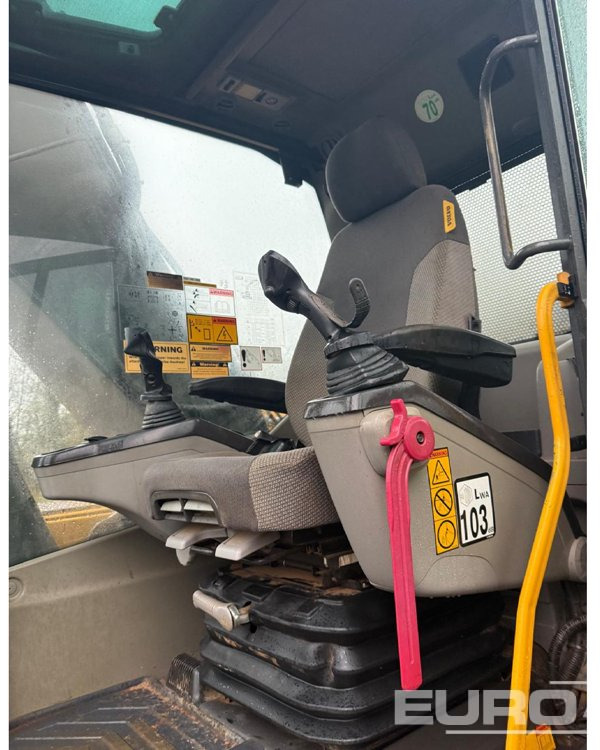 Excavator pe şenile 2008 Volvo EC210CL: Foto 12 Excavator pe şenile 2008 Volvo EC210CL: Foto 12