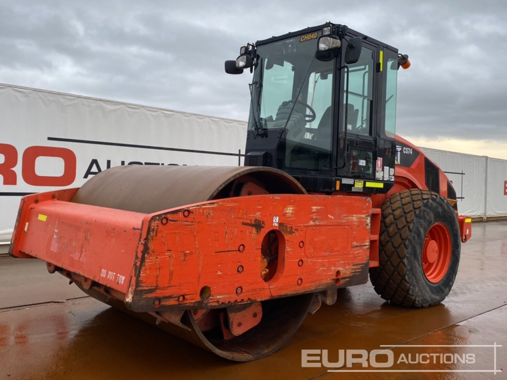 2011 CAT CS74 - Cilindru compactor: Foto 1 2011 CAT CS74 - Cilindru compactor: Foto 1