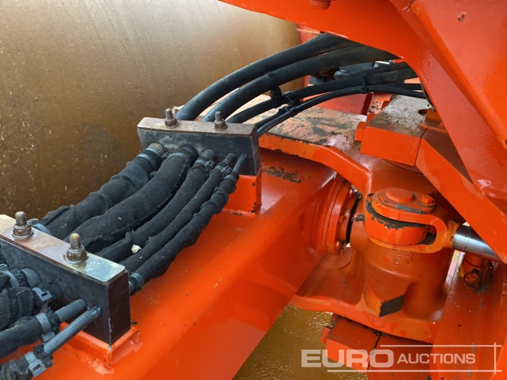 Cilindru compactor 2011 CAT CS74: Foto 24 Cilindru compactor 2011 CAT CS74: Foto 24