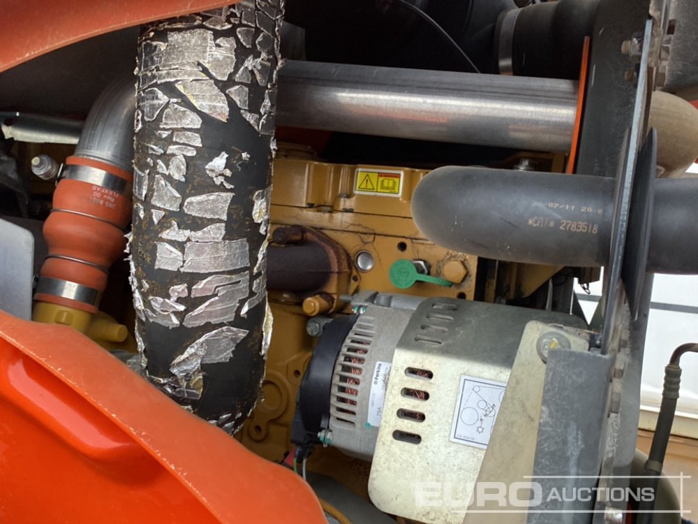 Cilindru compactor 2011 CAT CS74: Foto 23 Cilindru compactor 2011 CAT CS74: Foto 23