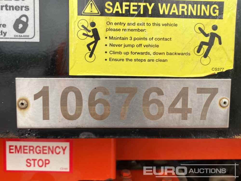 Cilindru compactor 2011 CAT CS74: Foto 34 Cilindru compactor 2011 CAT CS74: Foto 34