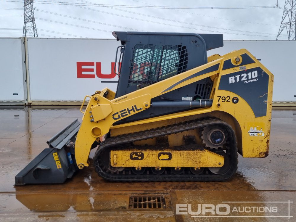 2012 Gehl RT210 - Mini încărcător: Foto 2 2012 Gehl RT210 - Mini încărcător: Foto 2