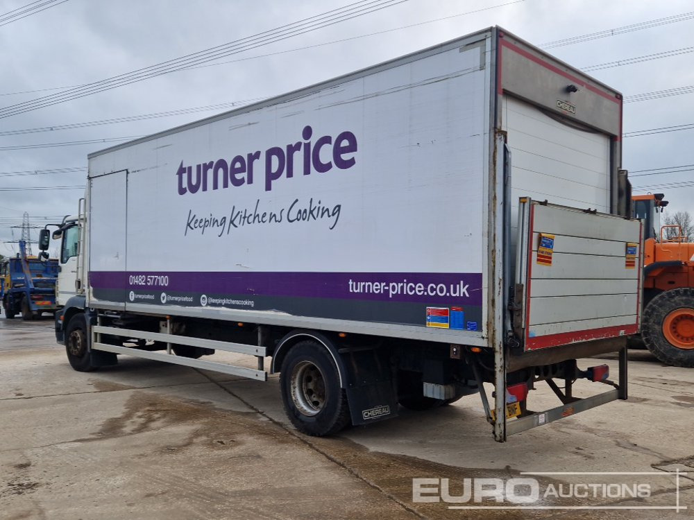 2012 MAN TGM18.250 - Camion frigider: Foto 3 2012 MAN TGM18.250 - Camion frigider: Foto 3
