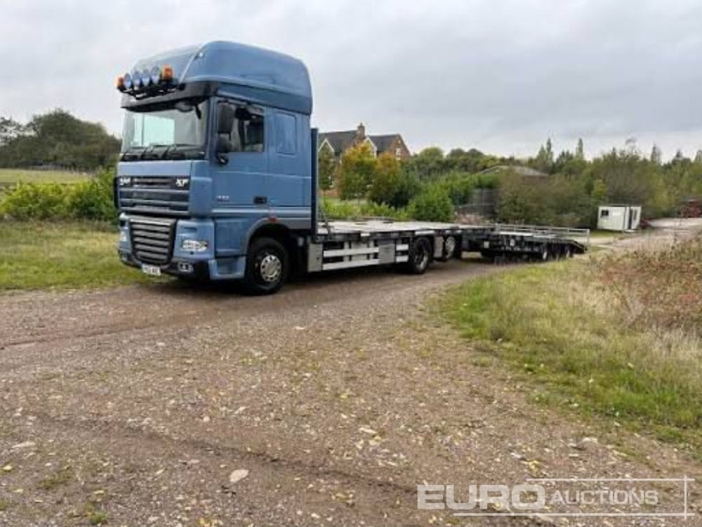 2013 DAF XF105 - Camion platformă: Foto 1 2013 DAF XF105 - Camion platformă: Foto 1