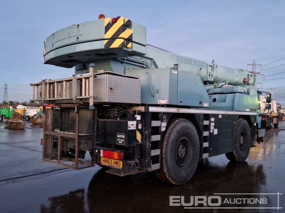2014 Liebherr UTM 820 - Macara pentru teren accidentat: Foto 5 2014 Liebherr UTM 820 - Macara pentru teren accidentat: Foto 5