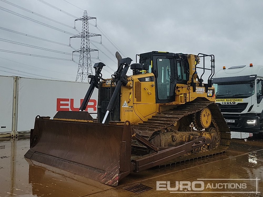 2015 CAT D6T LGP - Buldozer: Foto 1 2015 CAT D6T LGP - Buldozer: Foto 1