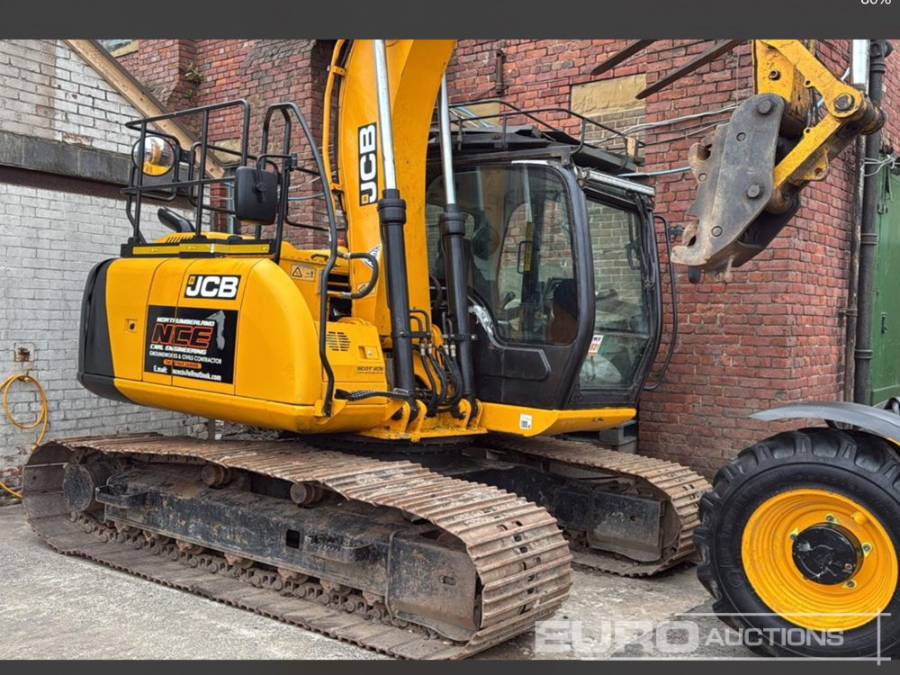 2015 JCB JS130LC - Excavator pe şenile: Foto 1 2015 JCB JS130LC - Excavator pe şenile: Foto 1