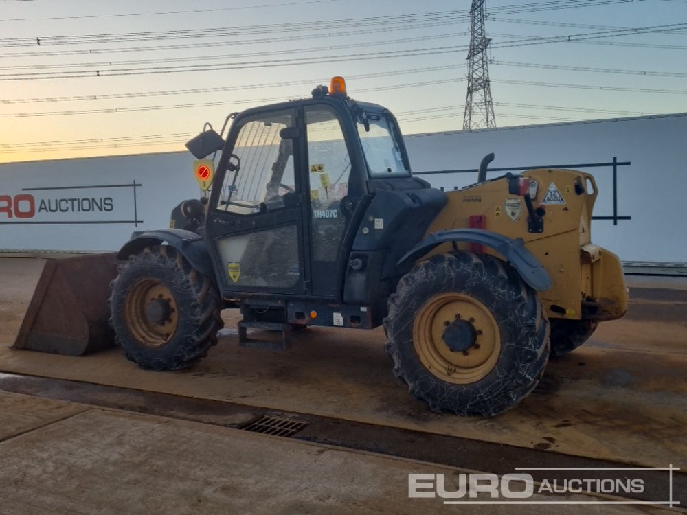 2016 CAT TH407C - Stivuitor telescopic: Foto 3 2016 CAT TH407C - Stivuitor telescopic: Foto 3