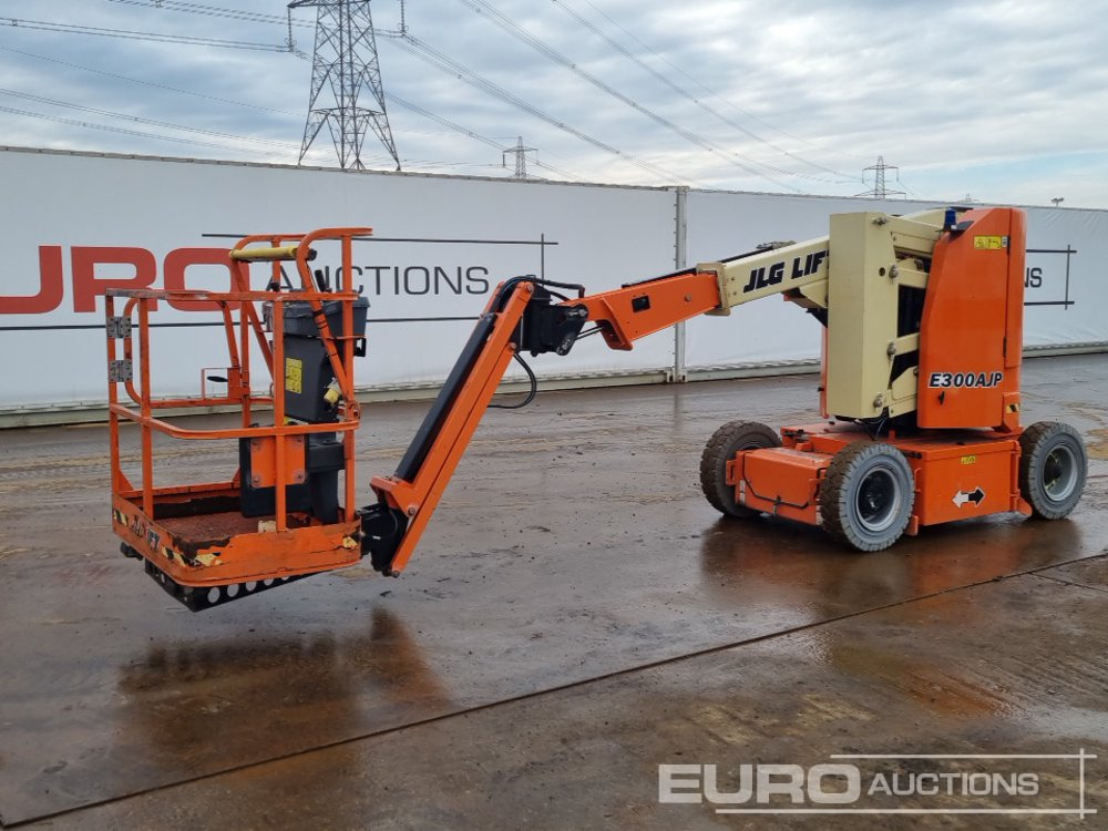 2016 JLG E300AJP - Nacela telescopica: Foto 1 2016 JLG E300AJP - Nacela telescopica: Foto 1