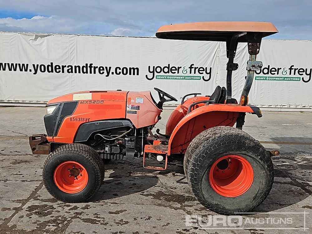 2016 Kubota MX5200HST - Tractor mic: Foto 2 2016 Kubota MX5200HST - Tractor mic: Foto 2