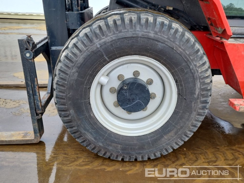 Stivuitor de teren dificil 2016 Manitou M30-4: Foto 9