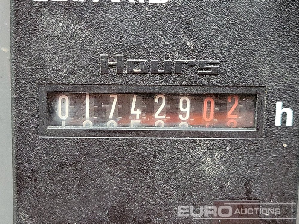 Generator electric 2016 SDMO R66C3: Foto 28 Generator electric 2016 SDMO R66C3: Foto 28