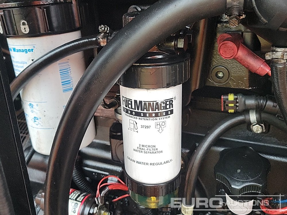 Generator electric 2016 SDMO R66C3: Foto 12 Generator electric 2016 SDMO R66C3: Foto 12