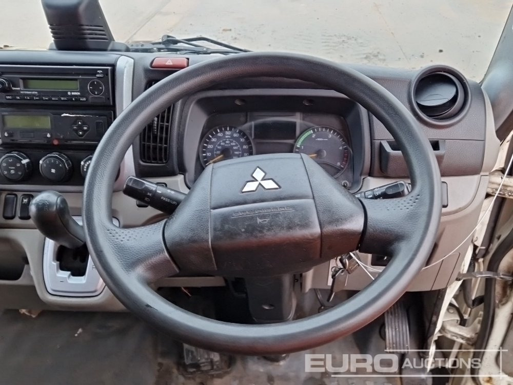 Camion basculantă 2017 Mitsubishi Canter: Foto 26