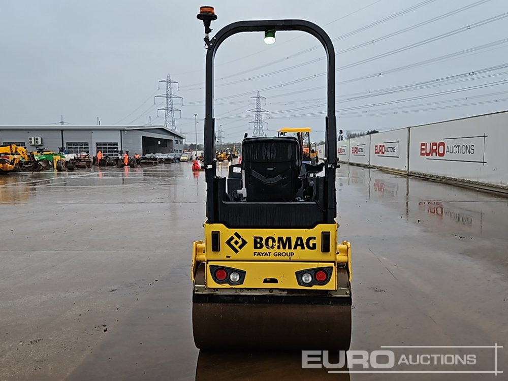 2018 Bomag BW120AD-5 - Cilindru compactor: Foto 4 2018 Bomag BW120AD-5 - Cilindru compactor: Foto 4