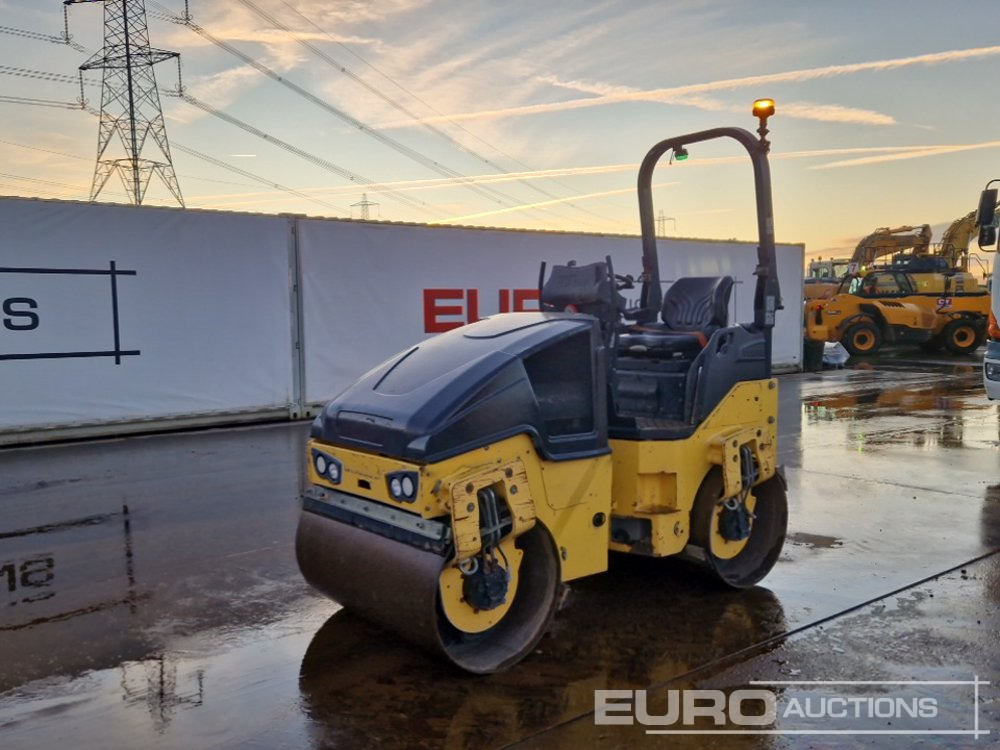 2018 Bomag BW120AD-5 - Cilindru compactor: Foto 1 2018 Bomag BW120AD-5 - Cilindru compactor: Foto 1