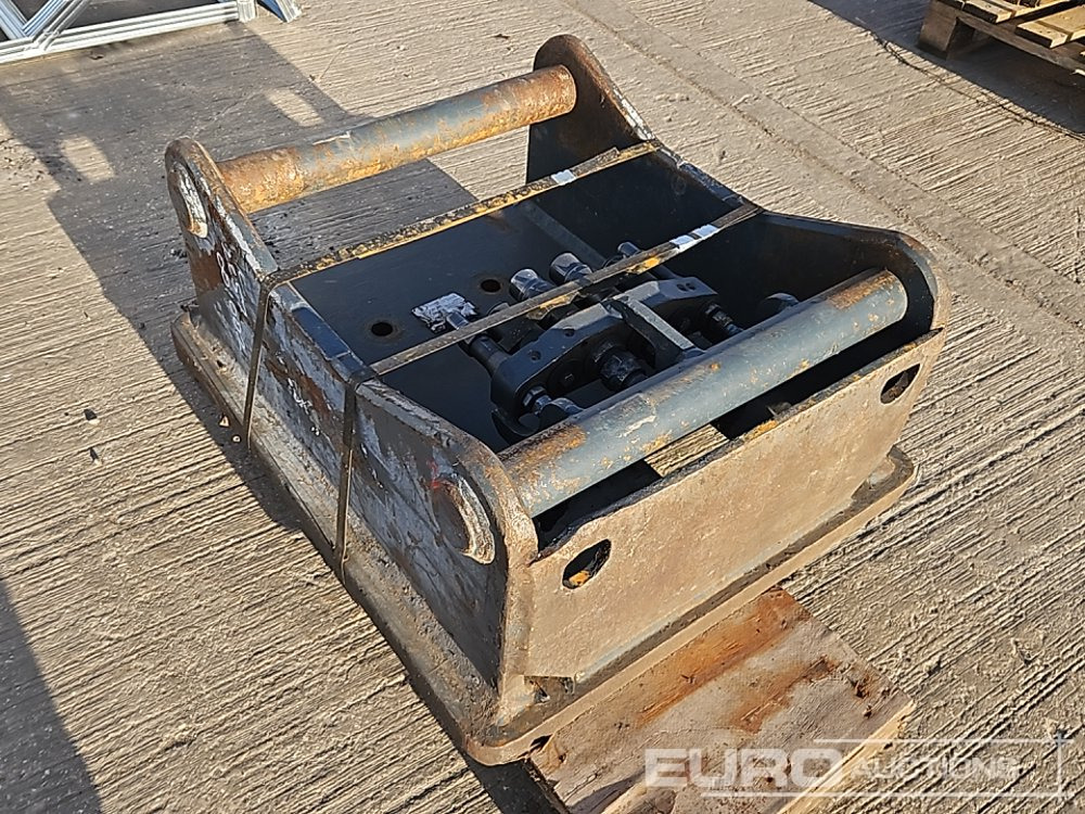 2018 Oil Quick Headstock S70 Hitch to suit 18-33 Ton Excavator - Ciocan hidraulic: Foto 3 2018 Oil Quick Headstock S70 Hitch to suit 18-33 Ton Excavator - Ciocan hidraulic: Foto 3