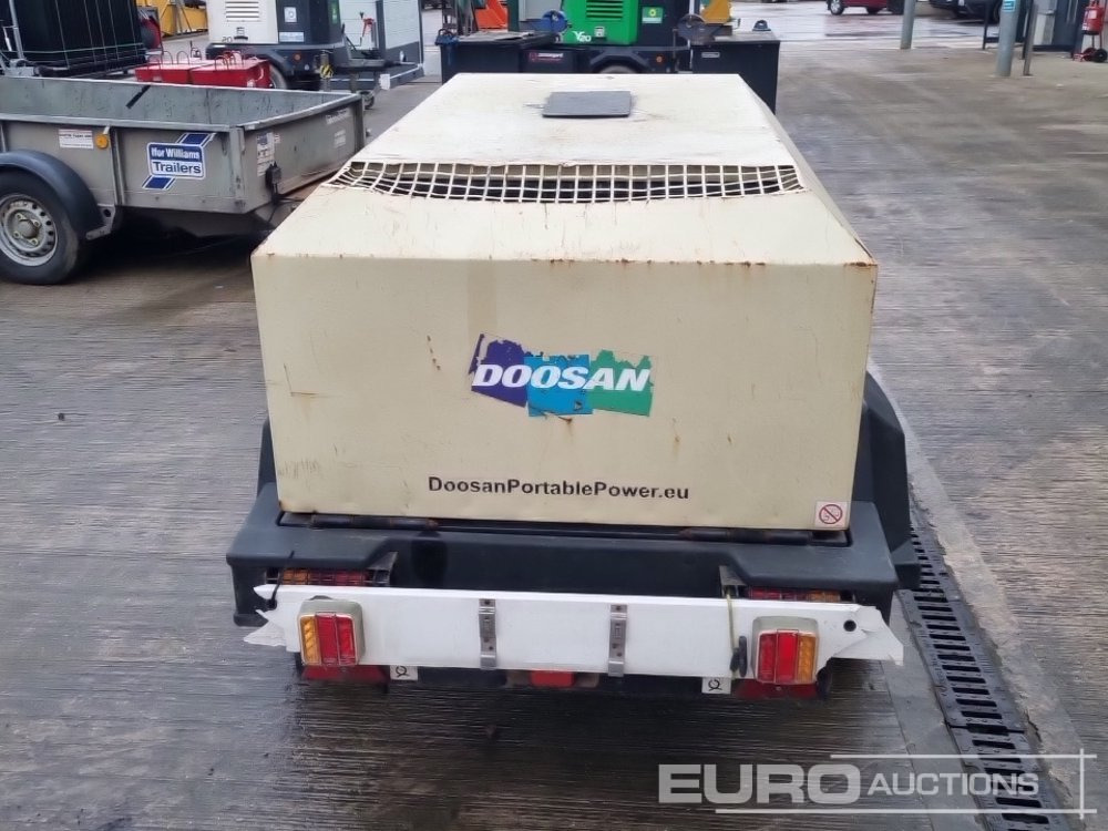 2019 Doosan 7/31E - Compresor de aer: Foto 4 2019 Doosan 7/31E - Compresor de aer: Foto 4
