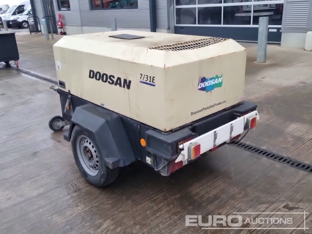 2019 Doosan 7/31E - Compresor de aer: Foto 3 2019 Doosan 7/31E - Compresor de aer: Foto 3