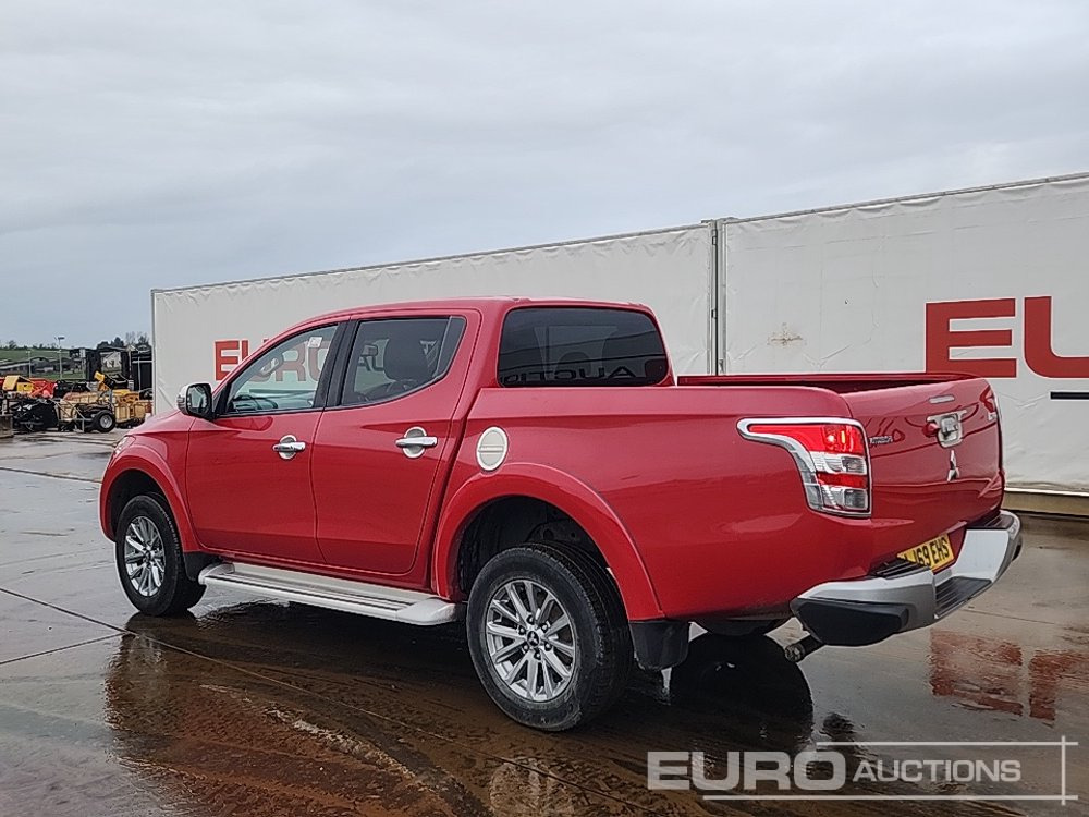 2020 Mitsubishi L200 Barbarian - Pick-up: Foto 3 2020 Mitsubishi L200 Barbarian - Pick-up: Foto 3
