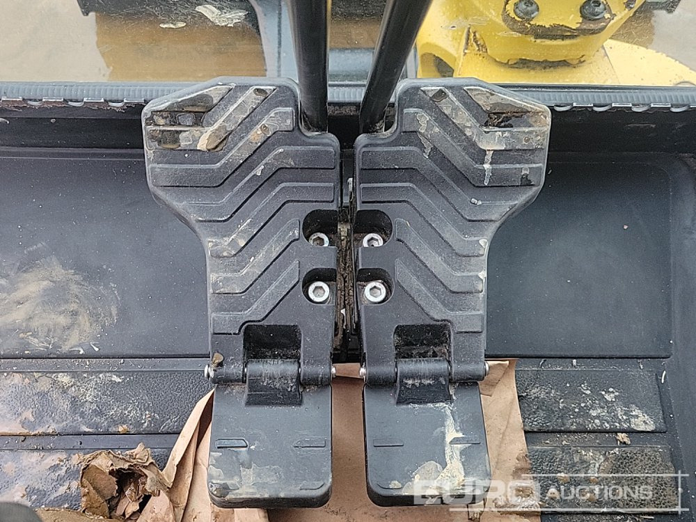 Mini excavator 2021 CAT 302.7CR: Foto 48 Mini excavator 2021 CAT 302.7CR: Foto 48
