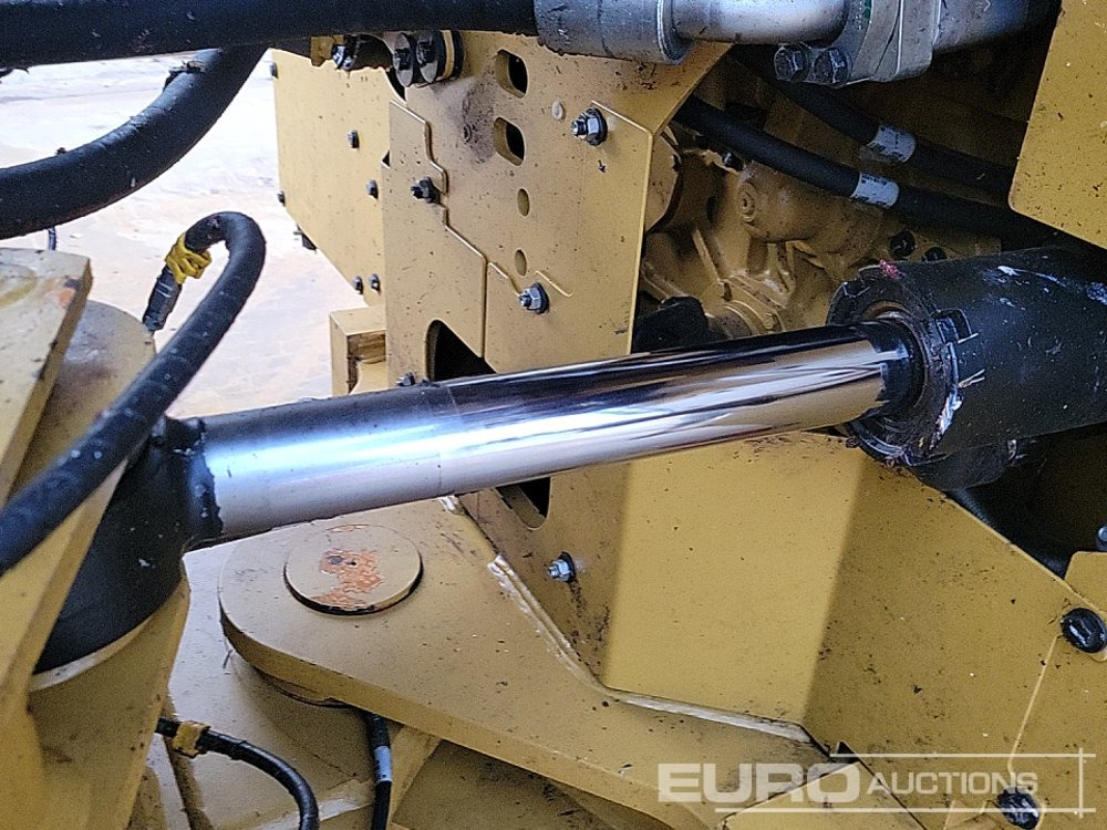 Încărcător frontal pe pneuri 2021 CAT 950M: Foto 23 Încărcător frontal pe pneuri 2021 CAT 950M: Foto 23