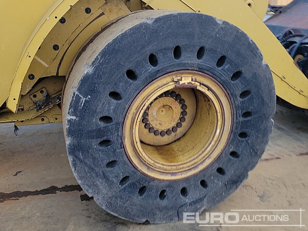 Încărcător frontal pe pneuri 2021 CAT 950M: Foto 12 Încărcător frontal pe pneuri 2021 CAT 950M: Foto 12