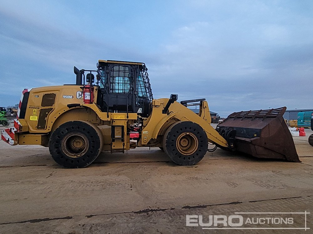 Încărcător frontal pe pneuri 2021 CAT 950M: Foto 6 Încărcător frontal pe pneuri 2021 CAT 950M: Foto 6