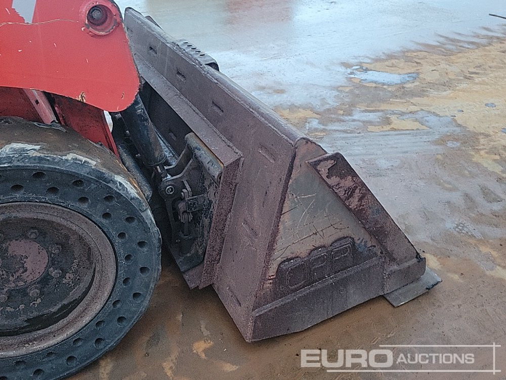 Mini încărcător 2022 Manitou 1350R: Foto 22 Mini încărcător 2022 Manitou 1350R: Foto 22