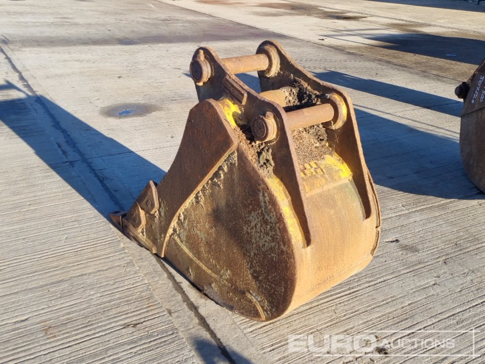 24" Digging Bucket 65mm Pin to suit 13 Ton Excavator - Cupă: Foto 3 24" Digging Bucket 65mm Pin to suit 13 Ton Excavator - Cupă: Foto 3