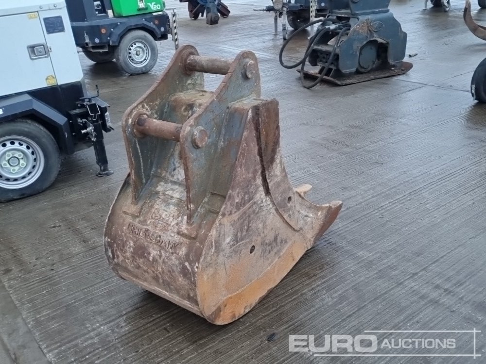 24" Digging Bucket 65mm Pin to suit 13 Ton Excavator - Cupă: Foto 5 24" Digging Bucket 65mm Pin to suit 13 Ton Excavator - Cupă: Foto 5
