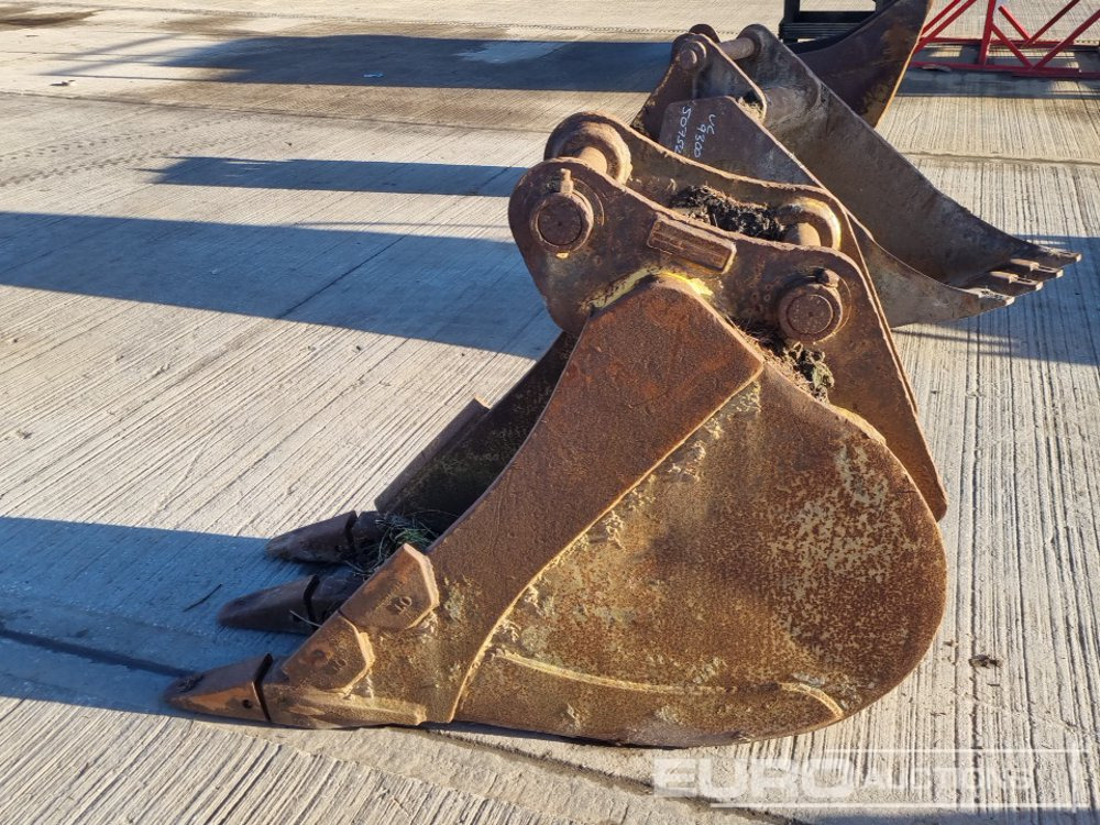 24" Digging Bucket 65mm Pin to suit 13 Ton Excavator - Cupă: Foto 2 24" Digging Bucket 65mm Pin to suit 13 Ton Excavator - Cupă: Foto 2