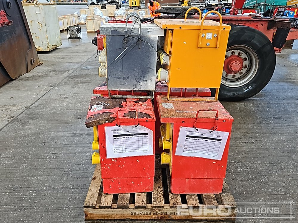 240 Volt Transformer (6 of) - Echipamente de constructii: Foto 4 240 Volt Transformer (6 of) - Echipamente de constructii: Foto 4