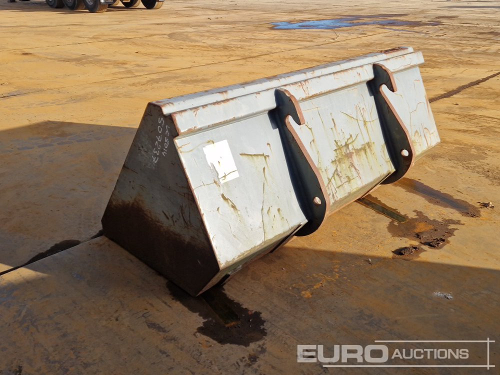 66" Loading Bucket to suit Telehandler - Cupă: Foto 5 66" Loading Bucket to suit Telehandler - Cupă: Foto 5