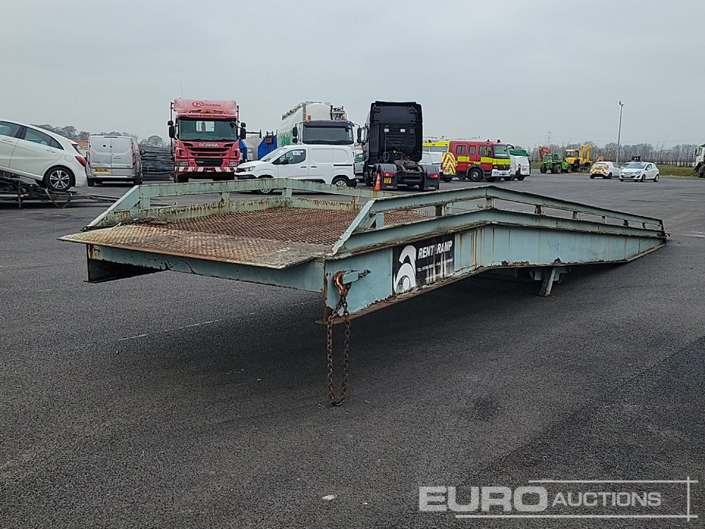 2002 ThorWorld 7ft Loading Ramp - Alte utilaje: Foto 1 2002 ThorWorld 7ft Loading Ramp - Alte utilaje: Foto 1