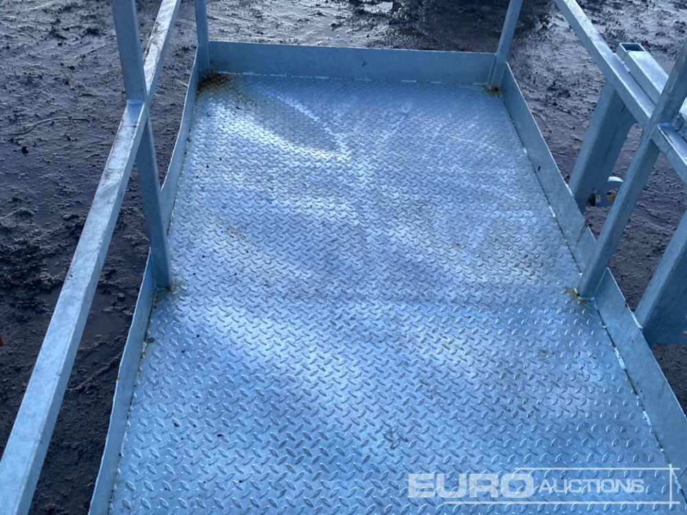 Unused Bison Manufacturing 8' x 4' Galvanised Man Basket to suit JCB Telehandler - Ataşament pentru Utilaje constructii: Foto 5 Unused Bison Manufacturing 8' x 4' Galvanised Man Basket to suit JCB Telehandler - Ataşament pentru Utilaje constructii: Foto 5