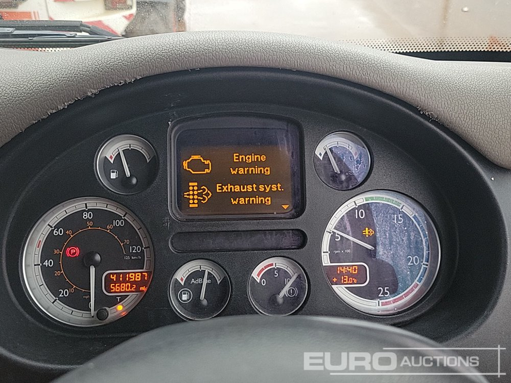 Cap tractor 2013 DAF CF: Foto 31