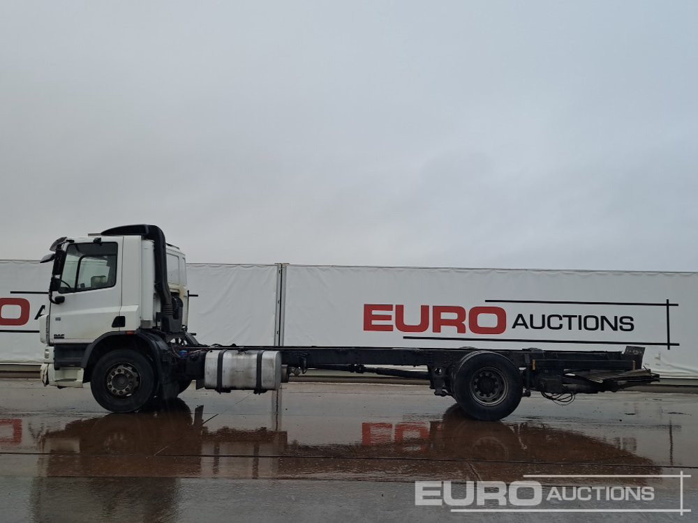 DAF CF65-250 - Camion şasiu: Foto 2 DAF CF65-250 - Camion şasiu: Foto 2