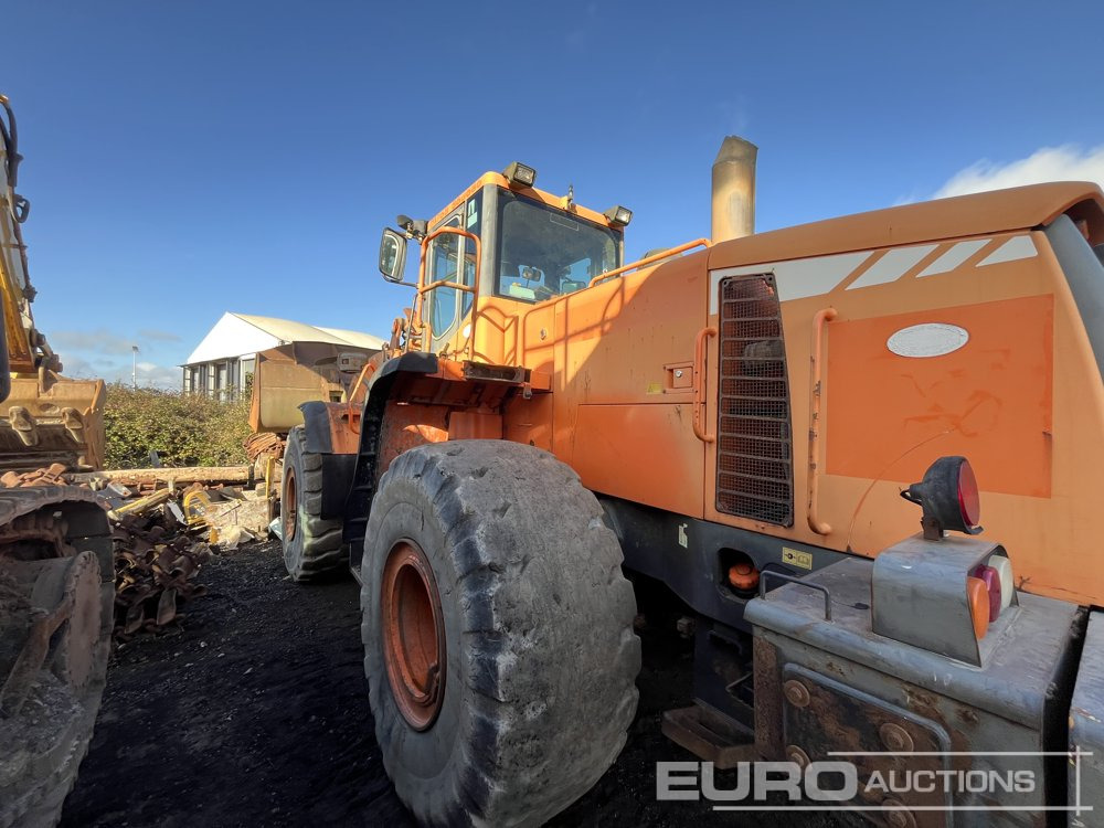 Doosan DL400 - Încărcător frontal pe pneuri: Foto 3 Doosan DL400 - Încărcător frontal pe pneuri: Foto 3