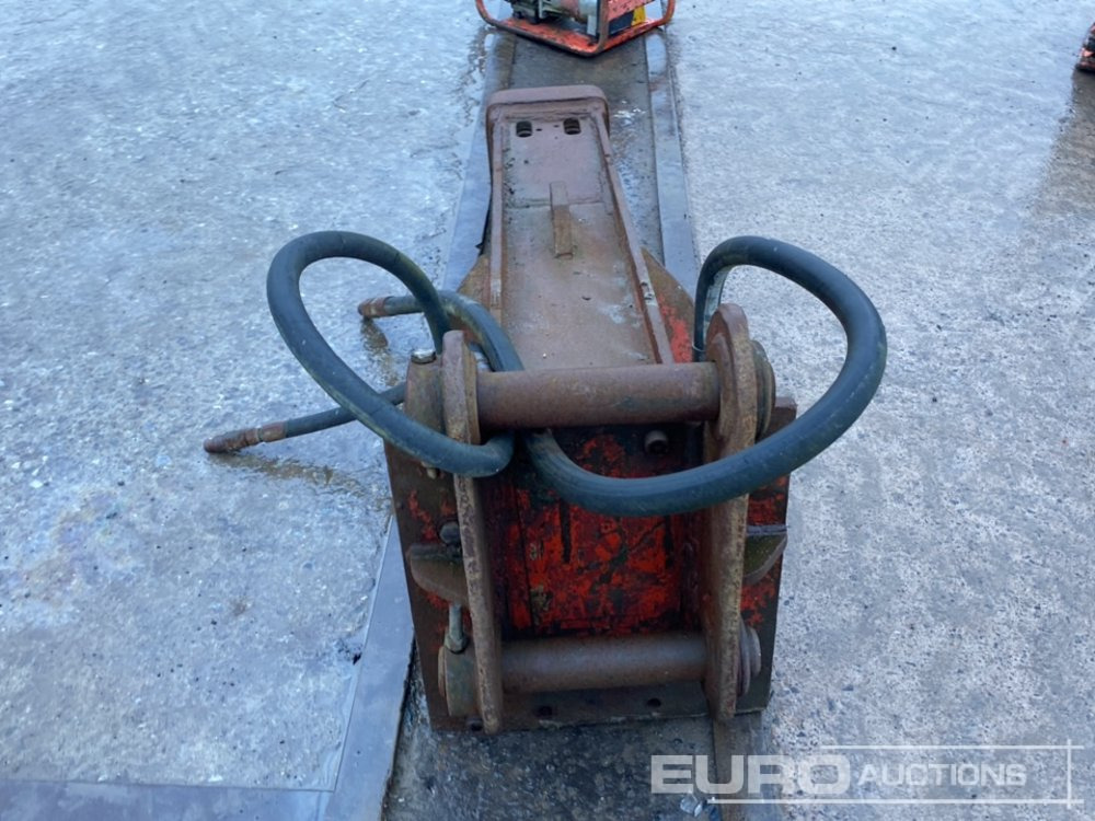 Hydraulic Breaker 65mm Pin to suit 13 Ton Excavator - Ciocan hidraulic: Foto 4 Hydraulic Breaker 65mm Pin to suit 13 Ton Excavator - Ciocan hidraulic: Foto 4