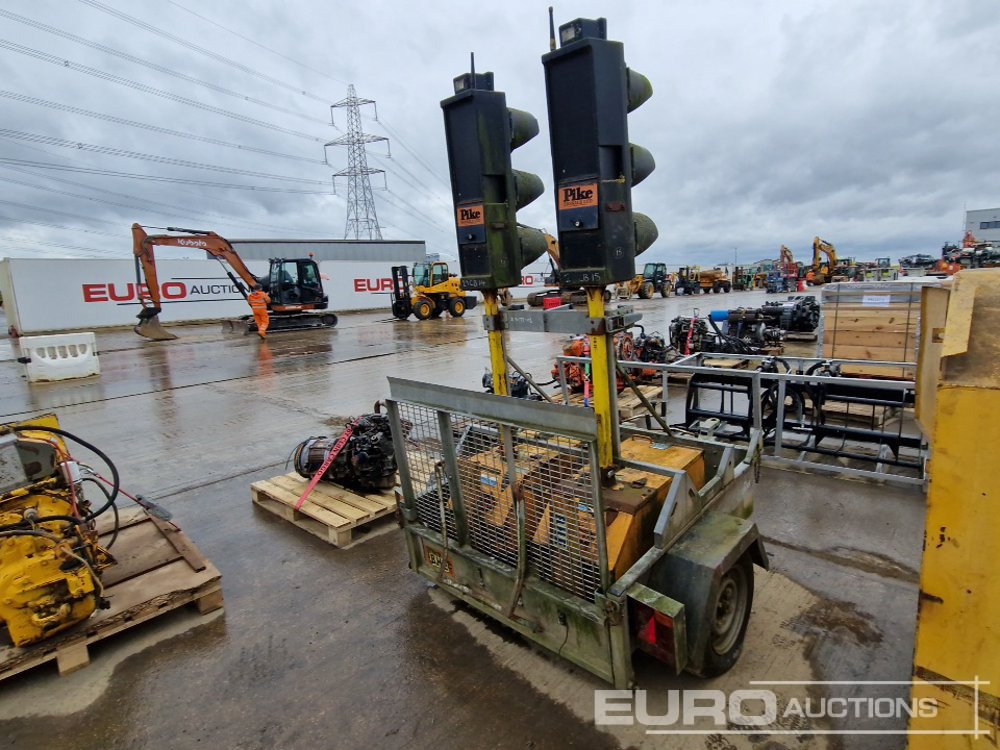 Pike Single Axle Traffic Light System Trailer, Ramp - Remorcă transport utilaje: Foto 5 Pike Single Axle Traffic Light System Trailer, Ramp - Remorcă transport utilaje: Foto 5
