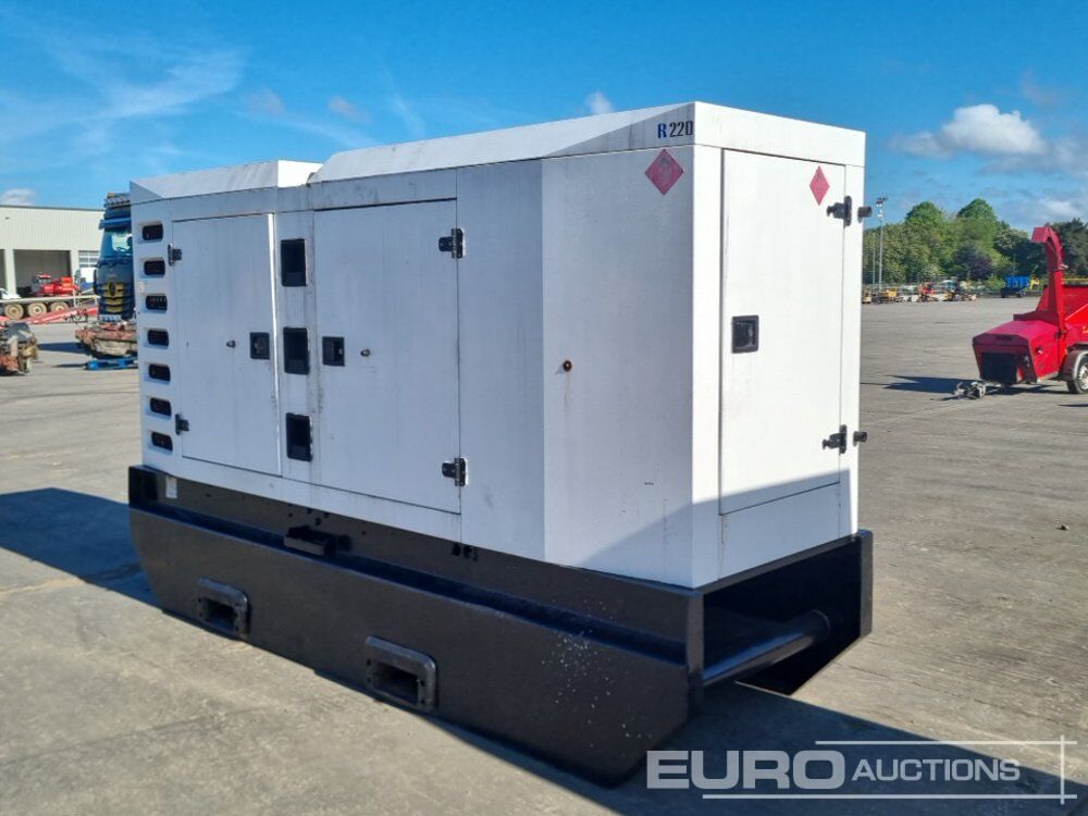 SDMO R220 - Generator electric: Foto 3 SDMO R220 - Generator electric: Foto 3