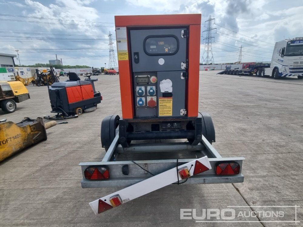 SDMO R33 - Generator electric: Foto 4 SDMO R33 - Generator electric: Foto 4