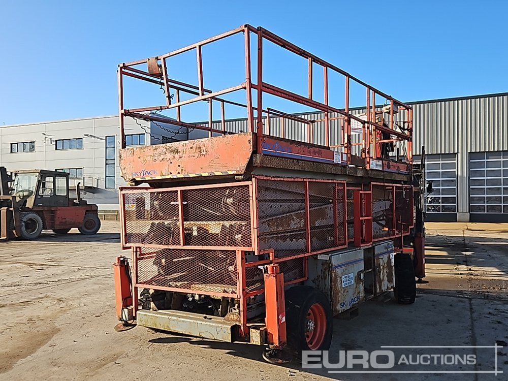 SkyJack SJ9250 - Autopropulsată platformă: Foto 1 SkyJack SJ9250 - Autopropulsată platformă: Foto 1