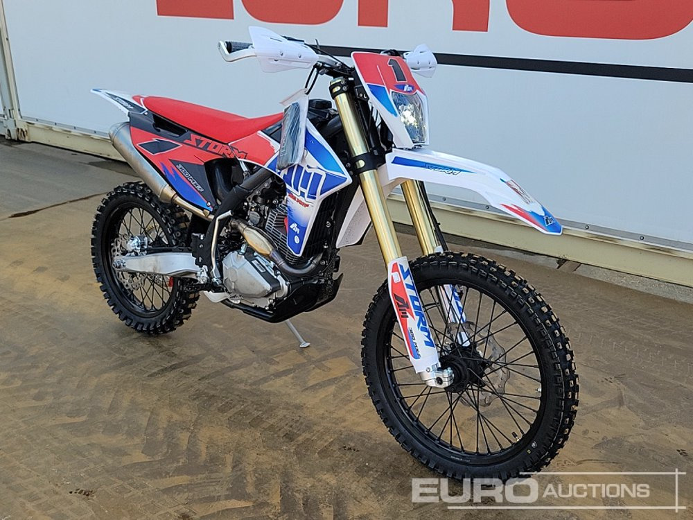 Motocicletă Unused 2025 Apollo Storm 300cc Motorcross Bike, 21" Front, 18" Rear Tyres, Electric Start, Air Cooled, Hydraulic Suspension, Disc Brakes, Lighting Kit (UNASSEMBLED): Foto 7 Motocicletă Unused 2025 Apollo Storm 300cc Motorcross Bike, 21" Front, 18" Rear Tyres, Electric Start, Air Cooled, Hydraulic Suspension, Disc Brakes, Lighting Kit (UNASSEMBLED): Foto 7